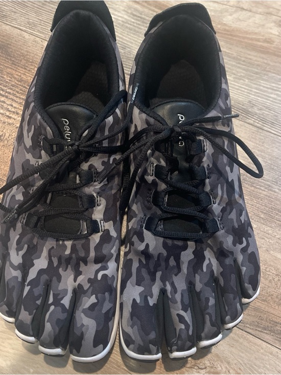 Peluva Strand Shoes Mens Size 12 Camo Black Barefoot Toe Sneakers PFWM30101 - Picture 2 of 6
